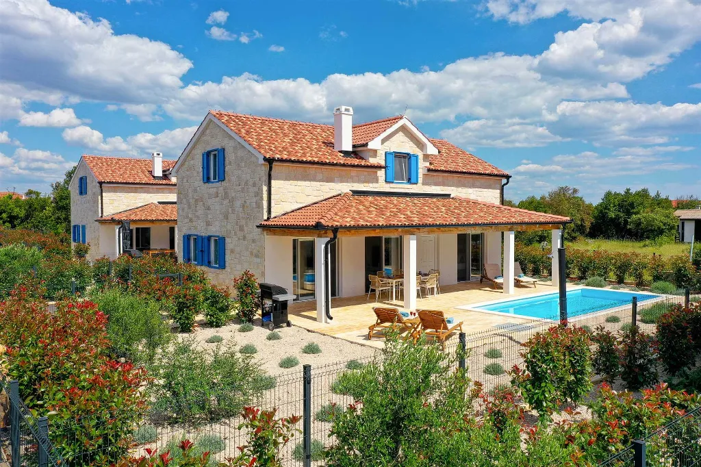 3-Bedroom Villa in Pašman for 6 Guests