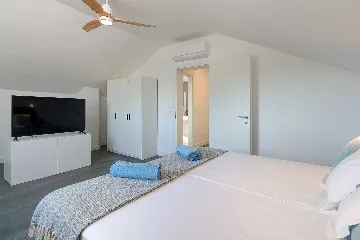 3-Bedroom Villa in Pašman for 6 Guests