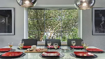 Four-Bedroom Villa with Pool in Vinkuran