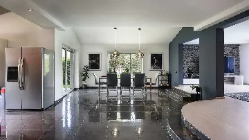 Four-Bedroom Villa with Pool in Vinkuran