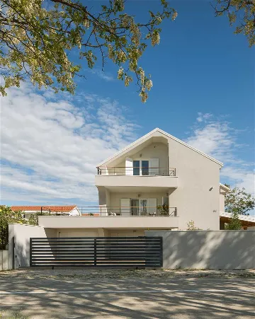 Privlaka Villa for 8 Guests with Pool