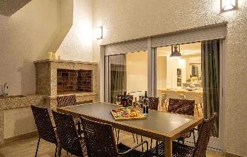 Veprinac Villa for 8 Guests with Sauna and Jacuzzi