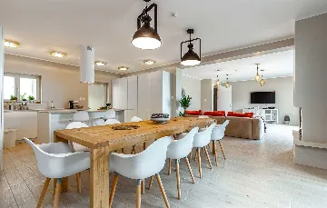 Veprinac Villa for 8 Guests with Sauna and Jacuzzi