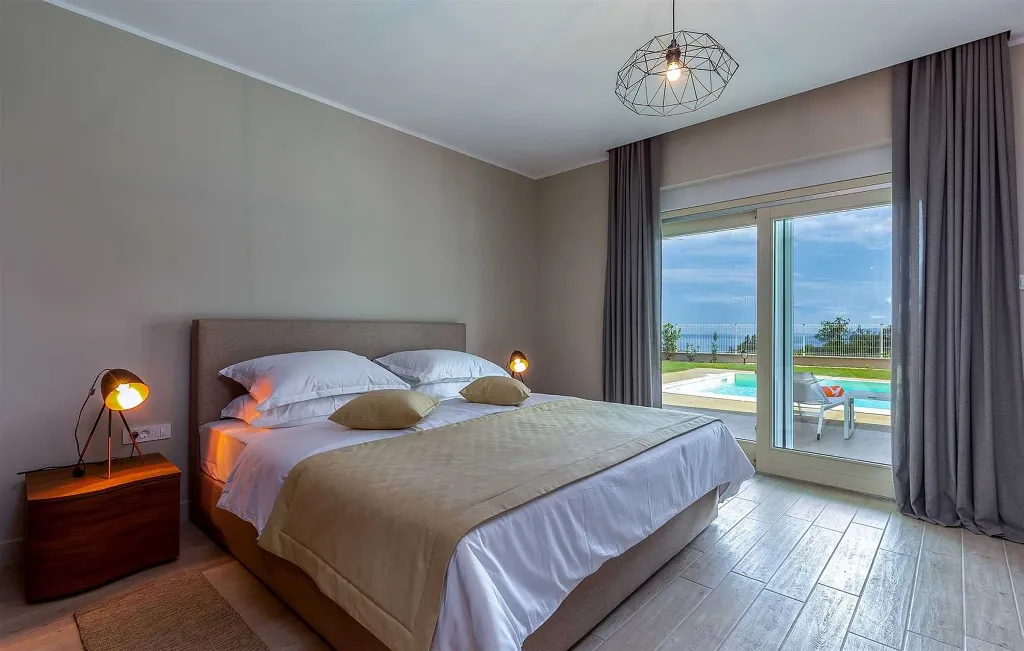 Veprinac Villa for 8 Guests with Sauna and Jacuzzi