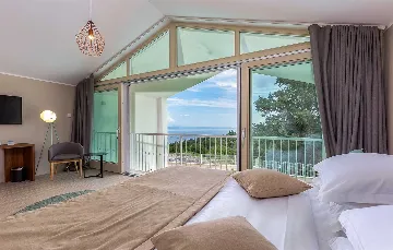 Veprinac Villa for 8 Guests with Sauna and Jacuzzi