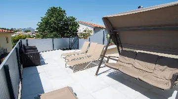 Villa in Vodnjan with Indoor Pool and Sea-View Terrace