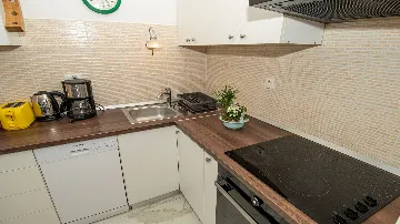 Villa in Vodnjan with Indoor Pool and Sea-View Terrace