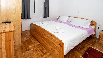 Villa in Vodnjan with Indoor Pool and Sea-View Terrace