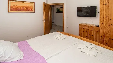 Villa in Vodnjan with Indoor Pool and Sea-View Terrace