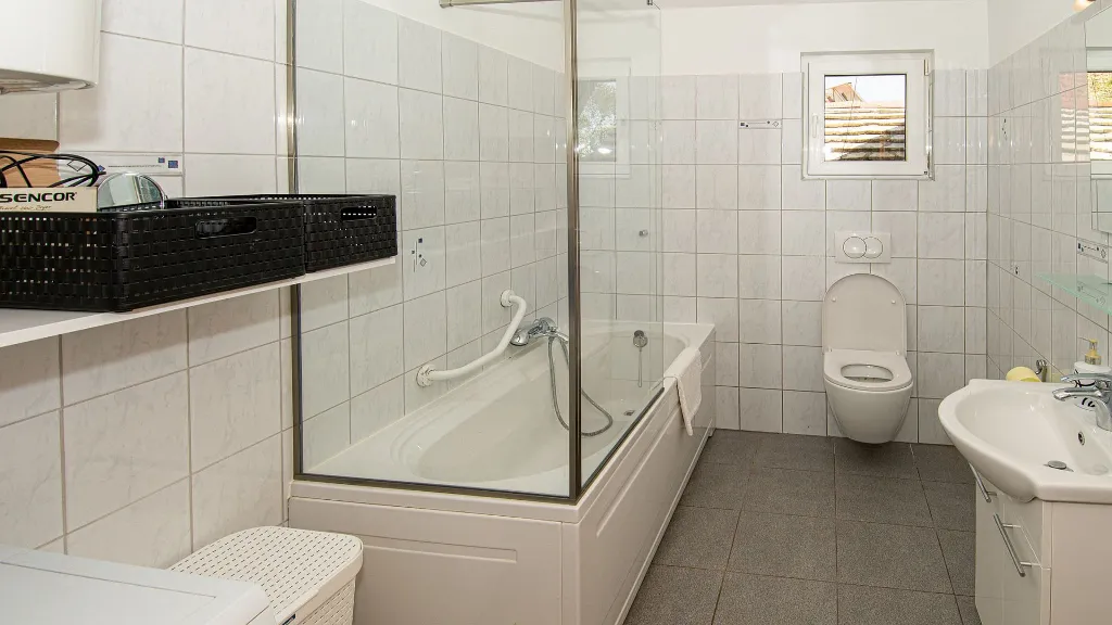 Villa in Vodnjan with Indoor Pool and Sea-View Terrace