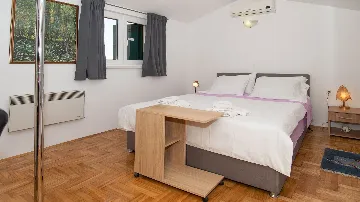 Villa in Vodnjan with Indoor Pool and Sea-View Terrace