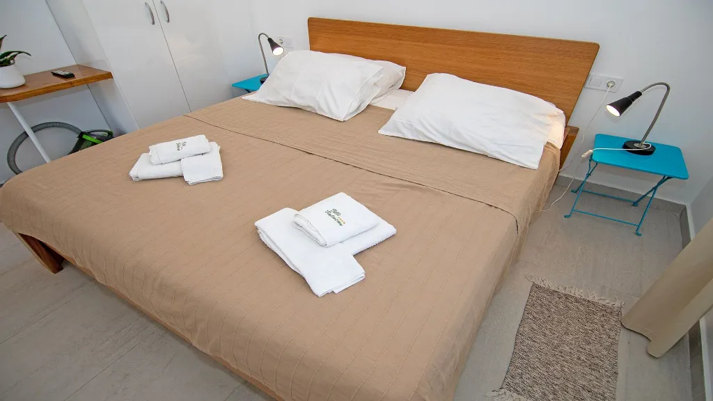 Villa with Outdoor Pool and Jacuzzi in Vodnjan