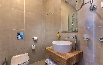 Villa with Pool and Sauna in Veprinac