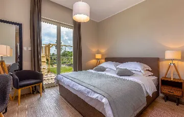 Villa with Pool and Sauna in Veprinac