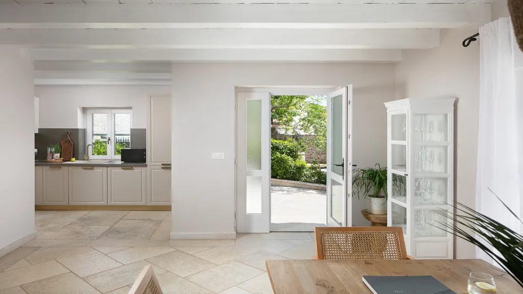 Villa in Kanfanar with 6 Bedrooms for 12 Guests