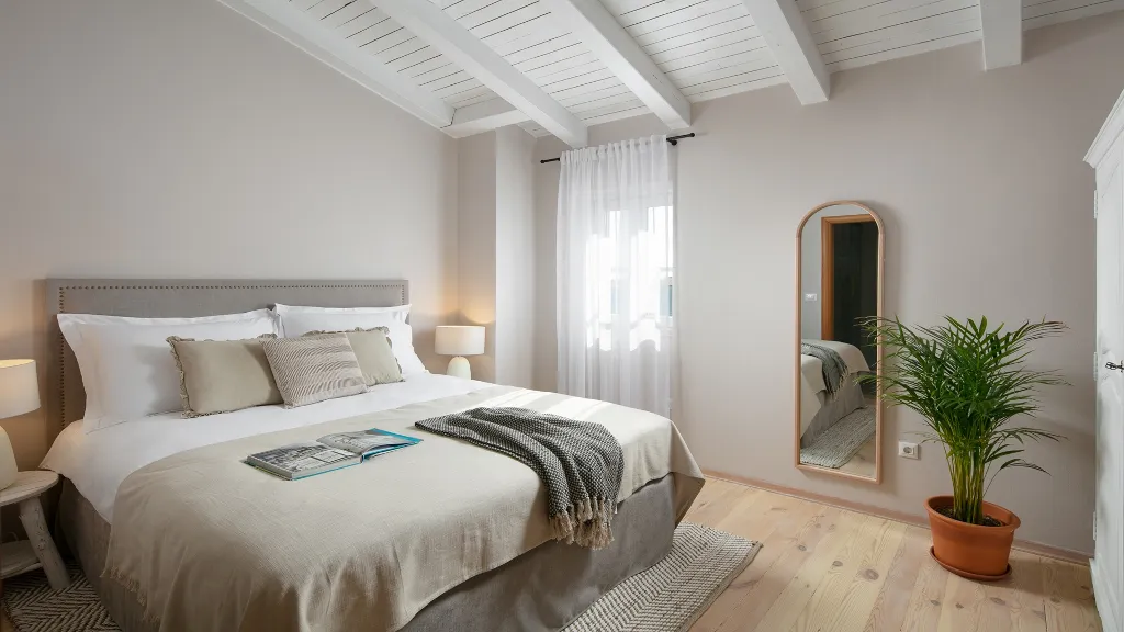 Villa in Kanfanar with 6 Bedrooms for 12 Guests