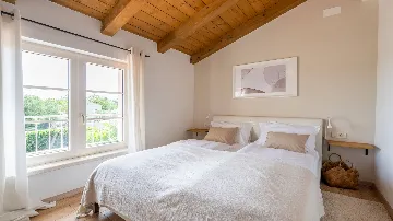 3-Bedroom Villa in Tinjan for 6 Guests