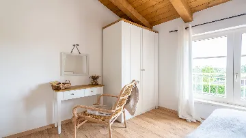 3-Bedroom Villa in Tinjan for 6 Guests