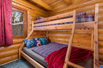 Kupjak Villa with Wellness Area for 6 Guests