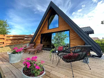 Kupjak Villa with Wellness Area for 6 Guests