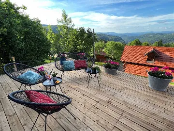 Kupjak Villa with Wellness Area for 6 Guests