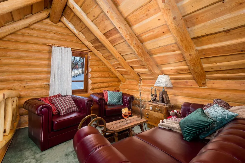 Kupjak Villa with Wellness Area for 6 Guests