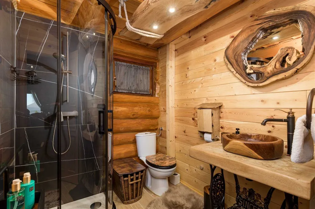 Kupjak Villa with Wellness Area for 6 Guests