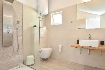 Sea View Villa in Pisak