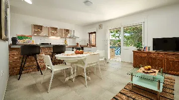 Beachfront Villa with Pool in Rogač