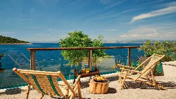 Beachfront Villa with Pool in Rogač
