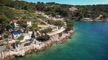 Beachfront Villa with Pool in Rogač