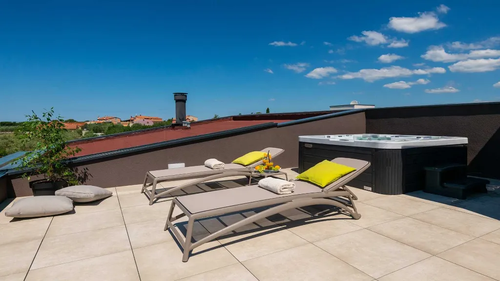 3-Bedroom Villa with Pool and Sauna in Vodnjan
