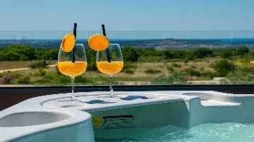 3-Bedroom Villa with Pool and Sauna in Vodnjan