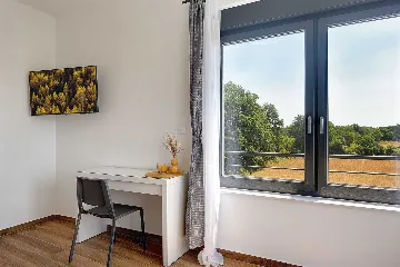 Villa with Pool in Jadreški