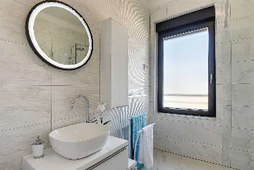 Villa with Pool in Jadreški