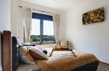 Villa with Pool in Jadreški