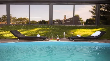 4-Bedroom Villa with Sports & Heated Pool in Feričanci