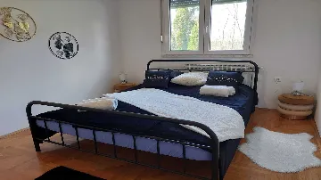 4-Bedroom Villa with Sports & Heated Pool in Feričanci