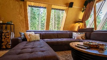 Two-Bedroom Villa with Fireplace in Mrkopalj