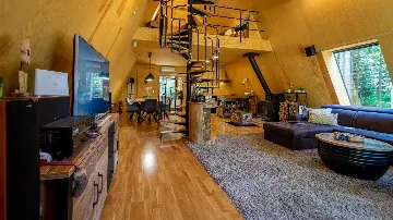 Two-Bedroom Villa with Fireplace in Mrkopalj