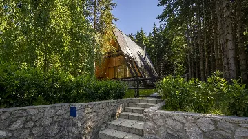 Two-Bedroom Villa with Fireplace in Mrkopalj