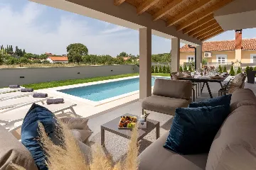 3-Bedroom Villa for 6 in Rovinjsko selo