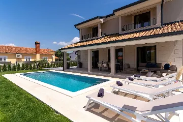 3-Bedroom Villa for 6 in Rovinjsko selo
