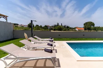 3-Bedroom Villa for 6 in Rovinjsko selo