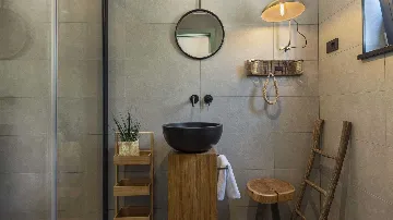 Villa with Pool in Brajkovići for 8 Guests