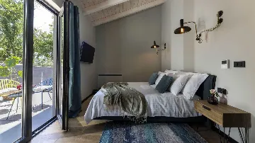 Villa with Pool in Brajkovići for 8 Guests