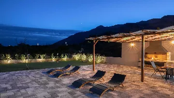 Orebić Villa for Up to 8 Guests with Infinity Pool
