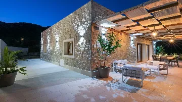 Orebić Villa for Up to 8 Guests with Infinity Pool