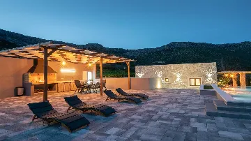 Orebić Villa for Up to 8 Guests with Infinity Pool