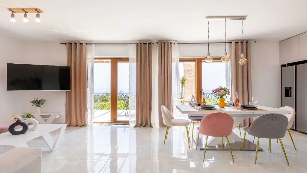 Orebić Villa for Up to 8 Guests with Infinity Pool